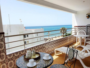 Luna Beach Seafront, Artola